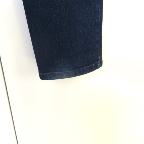 Charter Club Dark Blue Jeans..............325 - Picture 5 of 9